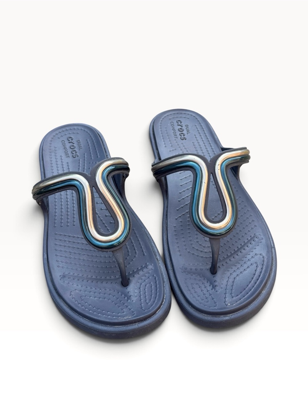 Crocs Sanrah Liquid Metallic Flat Flip Flop Sandals Navy Blue Women's Size 8